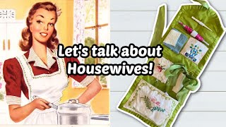 The Making and History of a very useful sewing kit || 18th century housewife aka hussy