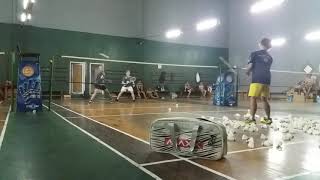 Latihan driling rotasi pemain ganda putra. Men's double badminton training