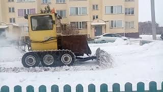 Самодельная лопата с поворотным механизмом. Чистка снега по заказу Администрации АННР.