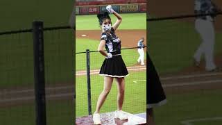 20220430玩具趴 青埔棒球場 樂天 rakuten girls 筠熹《桃猿男兒》