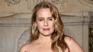 Alicia Silverstone Goes Bare—Pictures Don’t Lie 🔥👀