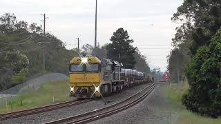 Pacific National’s NR26,LDP003 \u0026 LDP004 lead 5WB4 through Greenbank towards Acacia ridge 29/10/21