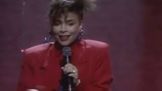 Paula Abdul performs “Forever Your Girl” at the Apollo (1080p)
