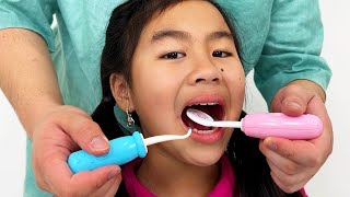 Go To The Dentist Song | Jannie & Charlotte Pretend Play Sing-Along to Nursery Rhymes Kids Songs