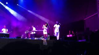 Amy Winehouse de Backing Vocal pro Zalon @ Summer Soul Festival - Floripa