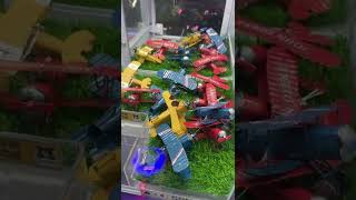 how to win clawmachine clawcrane claw arcade 夾娃娃機 夹娃娃机 抓物机 抓物机 UFO CATCHER 漢堡爸爸 인형 기계 #shorts