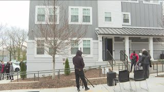 Atlanta opens apartments for police recruits