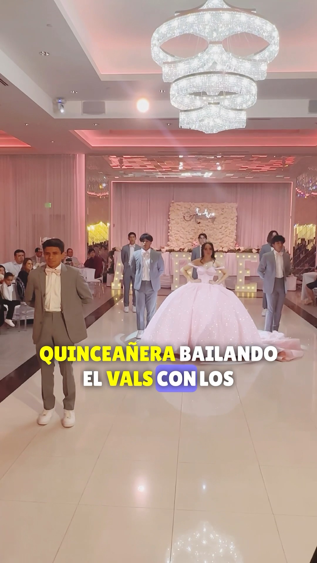 Quinceañera Bailando El Vals Con Los Chambelanes #viral #music #dj # ...