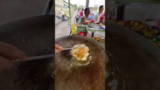 Kashmiri Omelette at Abrar Bhurji Center | Bharuch Street Food #foodindia
