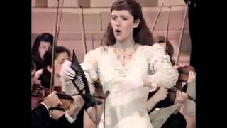 Patricia Petibon   Les Contes d'Hoffmann   Offenbach Paris 1997