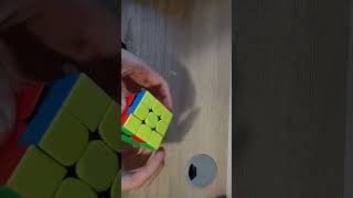 solve Rubik's cube 3x3 in 20sec