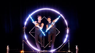 Echo  | Spectacle lumineux en duo/ Duo LED Circus Act