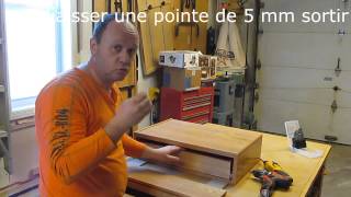 Table de chevet, glissières et tiroir. Parlons Bois Ep.118