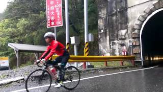 20150521 梨山-武嶺。愛格帶你離開地球表面。點選720p畫面更清晰。