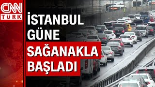 İstanbul'da sağanak yağış trafiği zaman zaman kilitledi