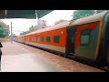 18464 ksr bangalore bhubaneswar prasanthi express high speed skip at godavari station sri hari