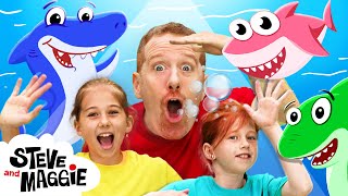 Baby Shark Finger Family Song for Kids with Steve and Maggie | Haunted House Go