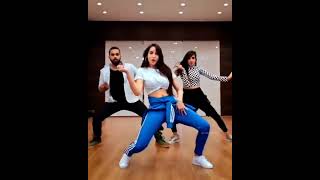 Nora Fatehi Unseen Videos share this video | Ek to kam jindegani song dance | Dancefit live #shorts