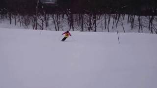 小学3年 女子 ひまり 岩木山 百沢スキー場 ポール練習