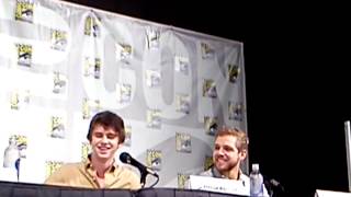 Bates Motel San Diego Comic Con 2013~Freddie Highmore Gets Stage~First Row