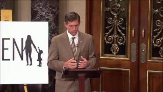 Heinrich Introduces The Two-Generation Economic Empowerment Act