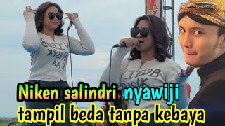 NYAWIJI CAMPURSARI ~ NIKEN SALINDRI TAMPIL BEDA TANPA KEBAYA