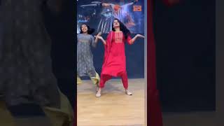 Mathe Pe Pankh Mor Kehte Hai Makhan Chor Dance #short...