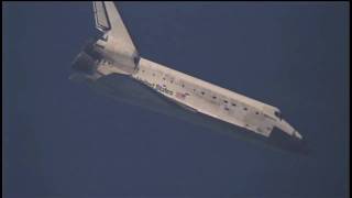 "Welcome Back!" Discovery Lands Safely at Kennedy
