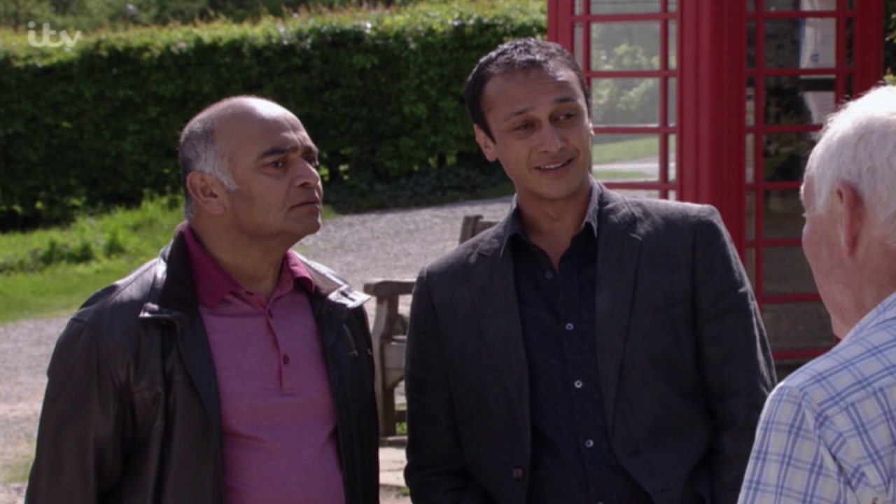 Eric Tells Rishi And Jai That Nikhil Has Bought The B&B - Emmerdale ...