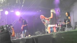 Warpaint - Elephants (live Rock en Seine 2014)