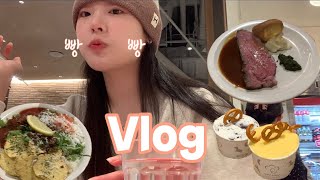 Vlog 주말 더현대서울 맛집부터 쇼핑까지 탈탈 데이트 ➰🥩🛍️ | 여의도 맛집-수티sooty, 코코로카라, 푸링푸딩, 세띠엠므 | 서울데이트여행 trip to seoul