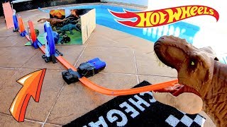 Hot Wheels Pista Final no Dinossauro do Jurassic World - Carrinhos de Brinquedos #70