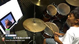 【爵士鼓手魷魚kEN®】2017-08 🎵演出😀 ( 鼓手 - ；爵士鼓課程練習 ) Drum Cover Practice SparxStix 發光鼓棒