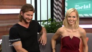 Laura Vandervoort BittenS2 The Social