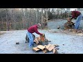 using the fiskars iso core 8lb maul to split large red oak rounds