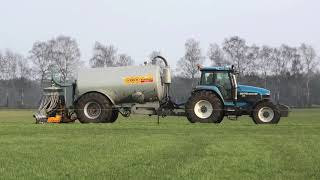 ZODEBEMESTEN MET EEN NEW HOLLAND 8970 VMR VEENHUIS  ECO VAC