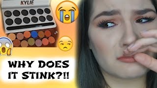 TAKING APART MY SMELLY KYLIE ROYAL PEACH PALETTE | WHY DOES IT STINK?