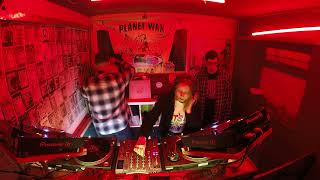 Decibella, ETCH, Kola Nut \u0026 RUNDR // 3-hout B2B ~ Garage / Dubstep / Jungle