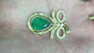 Beautiful Custom made Emerald and Green gold pendant 18k