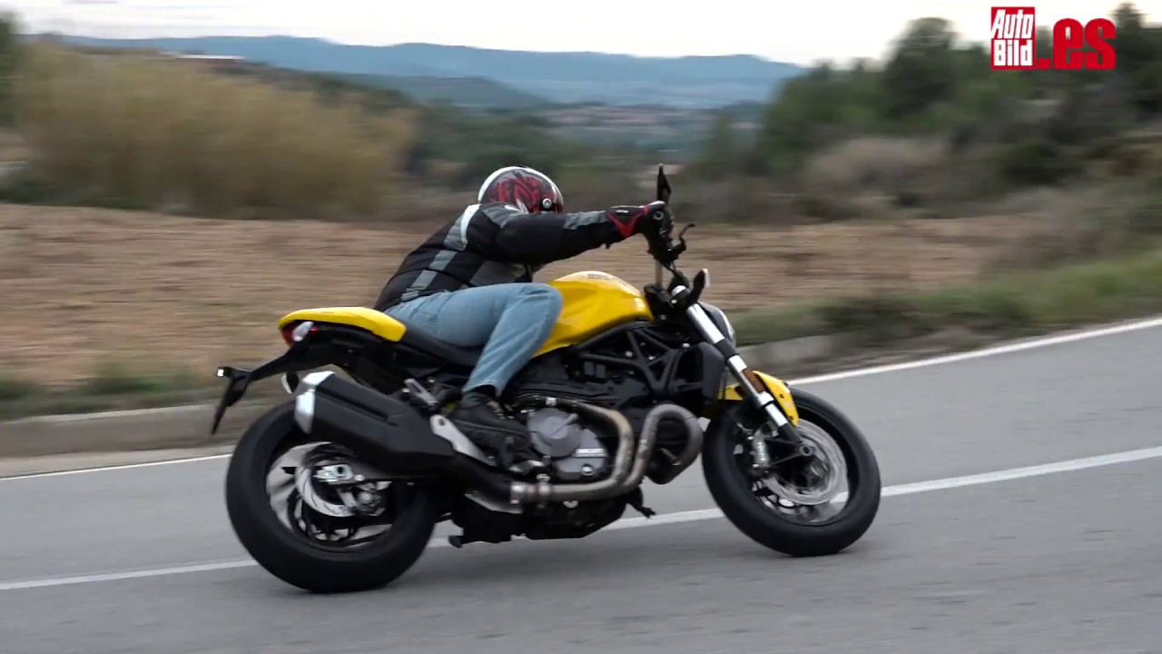 Prueba Ducati Monster 821 2018: Deliciosamente Monstruosa - YouTube