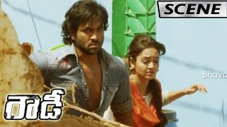Goons Aggress  Manchu Vishnu And Shanvi - Chasing Action Scene - Rowdy Movie Scenes