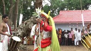 Arayambath Kalari Theyyam 18 - Vallar Kulangara Bhagavathy (Travel Kannur Kerala Videos)