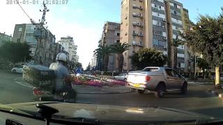 DUMB DRIVER 7. Netanya