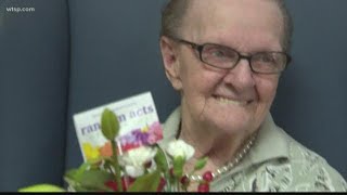 Seniors surprised with flowers on Valentine's Day