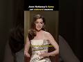 How Anne Hathaway's mom acted at the Oscars #shorts #youtubeshorts