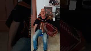 Totore Chessa ballo sardo    passu torrau  accordion istrumental