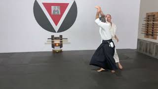 Aikido (合気道) Ushiro Tekubitori Shihonage