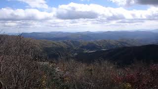 高杉山の展望岩から眺める風景　広島県北広島町