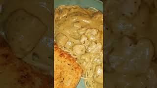 Thursday's dinner #short #chicken #alfredo #pesto #pasta