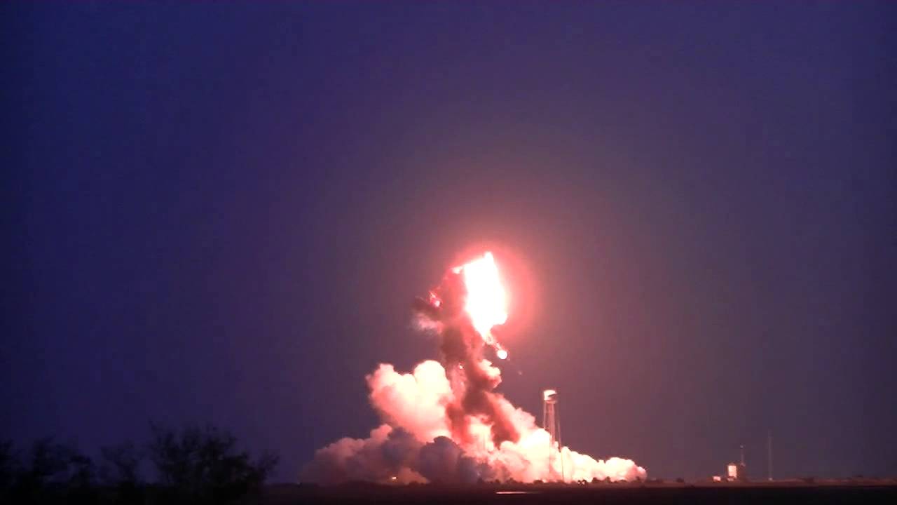 Antares Rocket Explosion From Press Site - YouTube